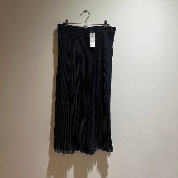 NWT Abercrombie & Fitch Pleated Midi Skirt - Picture 1 of 3